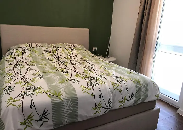 Maral アパート *